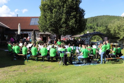 2024.06.16 Dämmerschoppen Roadlhof (Radler Wilbirg) 003